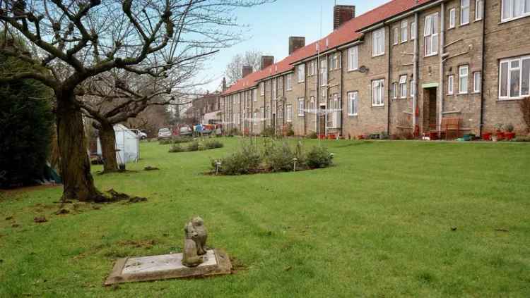 Back Hamlet Retirement Apartments Ipswich