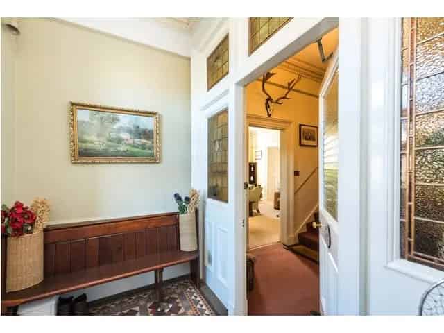 7 Bedroom Detached House for Sale - Versatile Family Home or Guesthouse