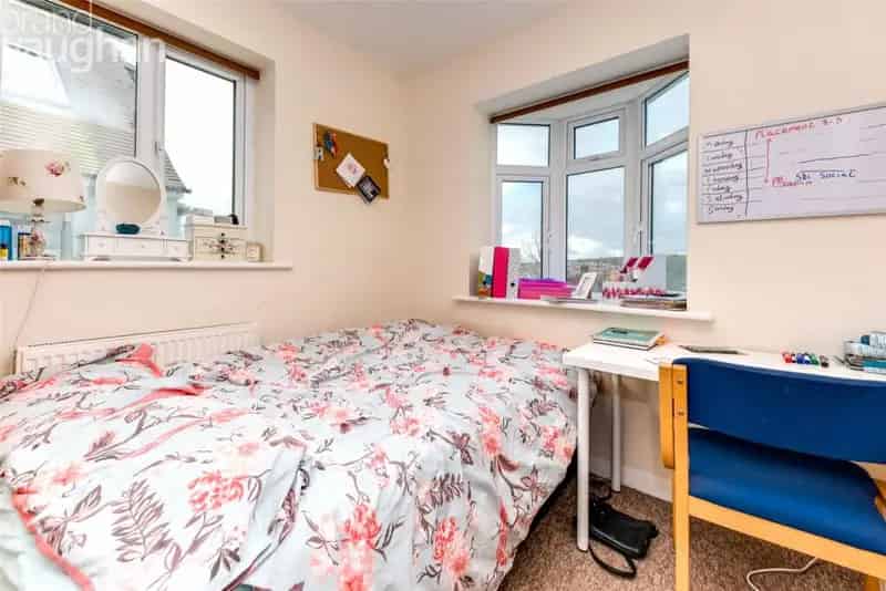 7 Bedroom Detached Student House