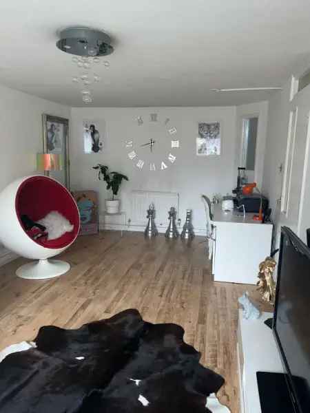 2 Bedroom Flat near Crystal Palace Park