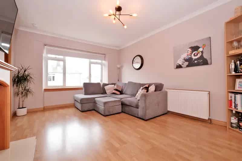 2 Bedroom Flat in Stonehaven Near Amenities and Dunnottar Castle