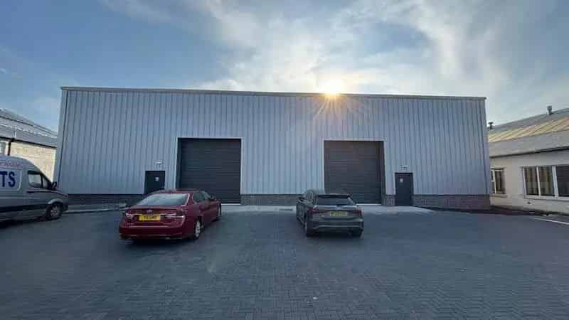 Hillington Park Trade Counter Showroom Industrial Units
