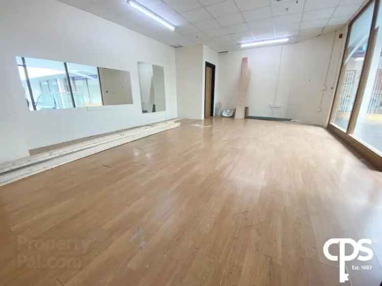 Commercial For Rent in City of London, England