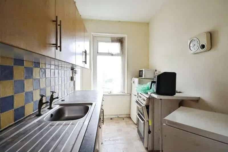 1 Bed Flat for Sale - Investment Opportunity near Cardiff City Centre