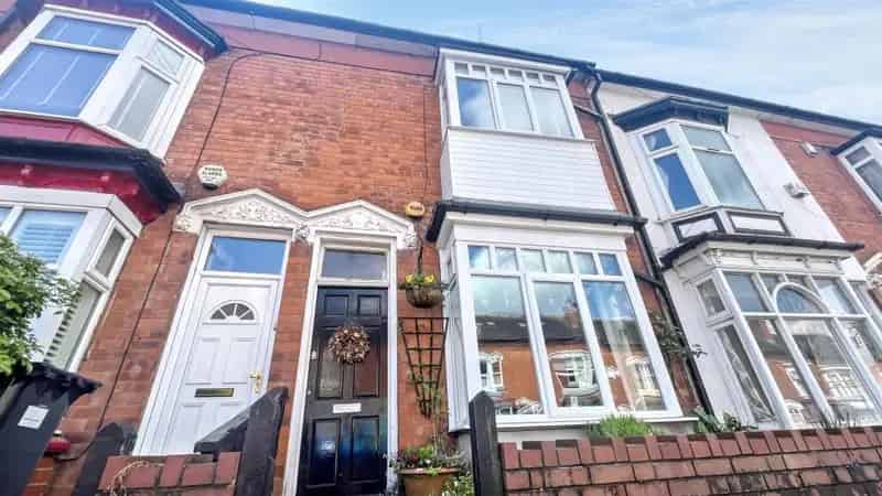 3 Bedroom Terrace House for Sale in Moseley Village
