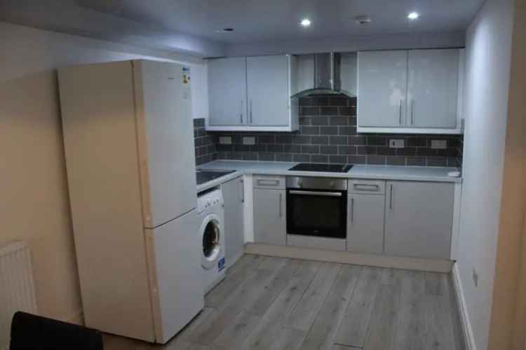 2 bedroom flat to rent