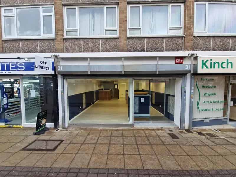 Ground Floor Shop Near Havant Train Station - New Lease
