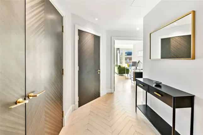 Flat for Sale in Millbank London SW1P Apt 182