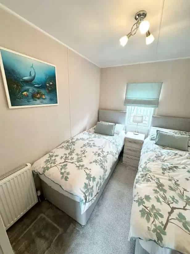 2 bed property for sale