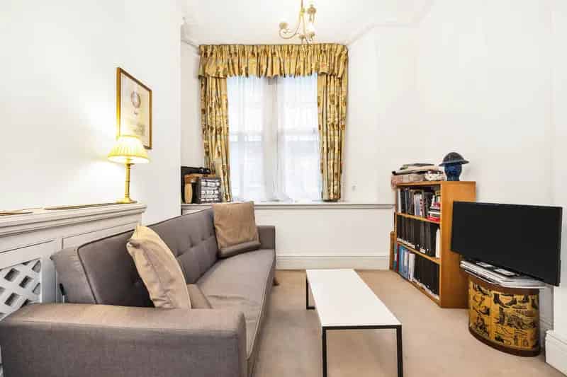 1 Bedroom Apartment St James Near Piccadilly Fully Furnished