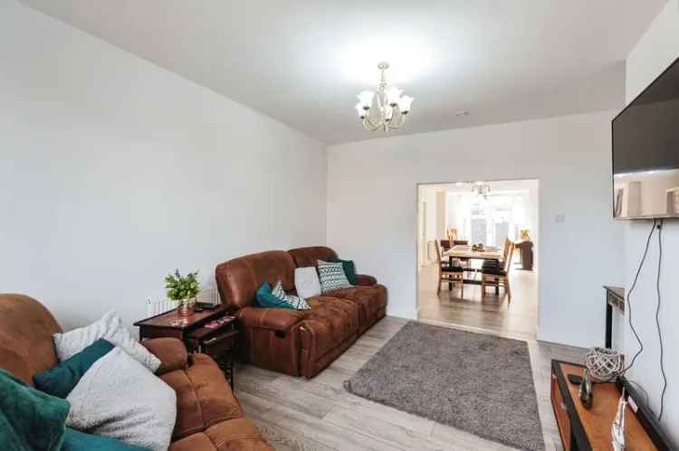 6 Bedroom Semi Detached House with 2 Bed Annexe AirBnB Potential