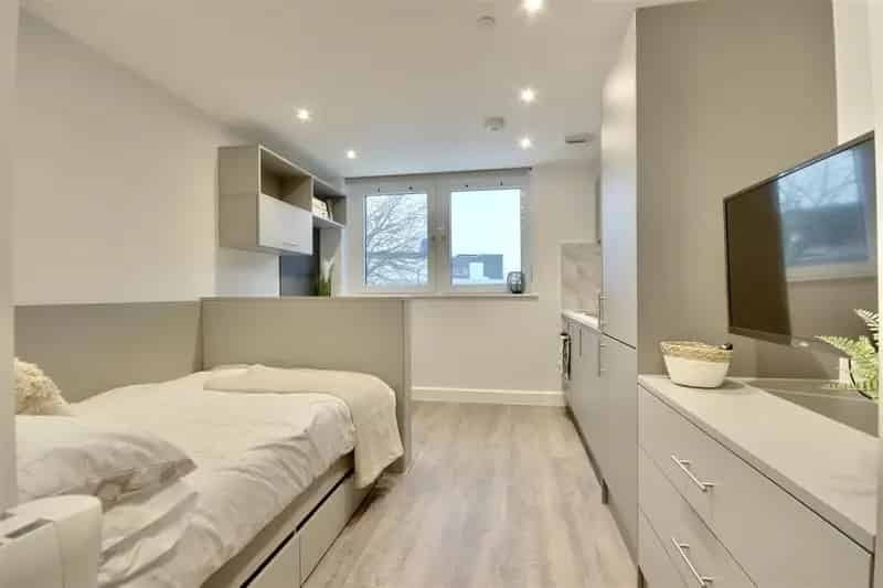 1 Bedroom Studio Apartment in Portsmouth City Centre