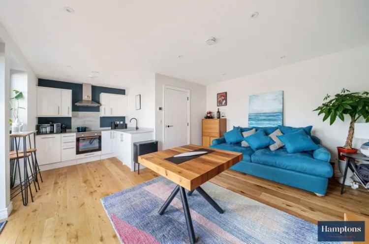 1 Bedroom Flat to Rent Esher Park Gardens
