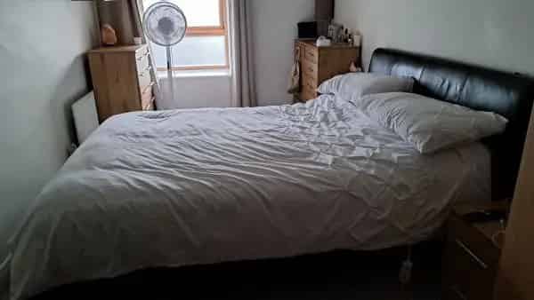 Fetcham Ground Floor Apartment with Ensuite and Parking