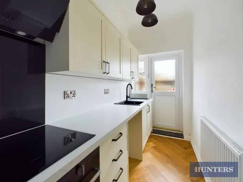 1 Bedroom Flat To Let - Newly Refurbished