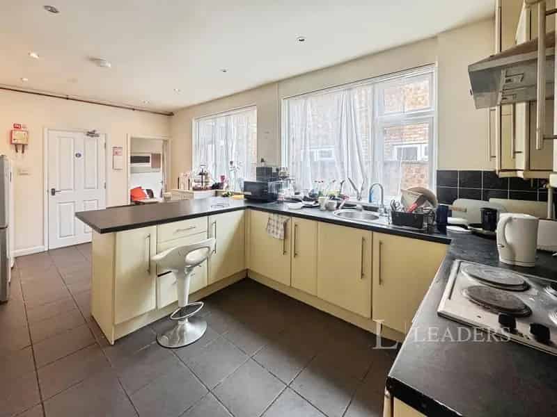 1 Bedroom House Share Coventry Bills Included No Deposit Option