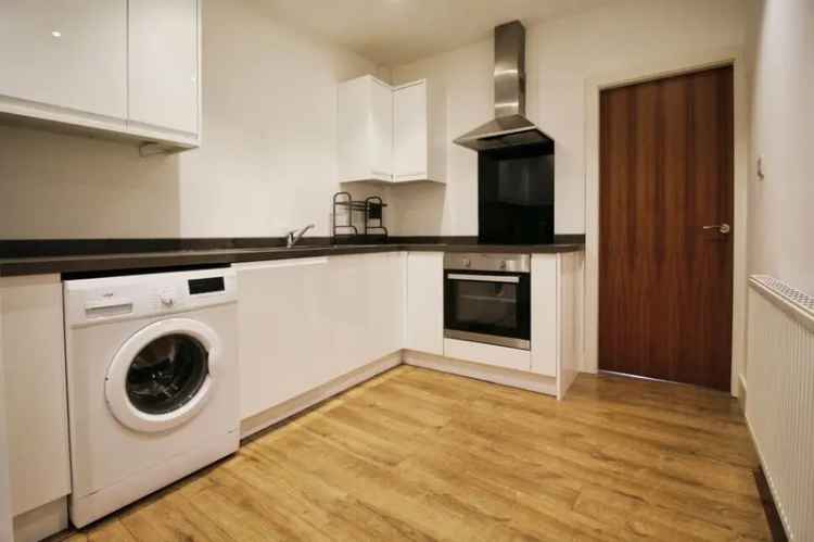 2 Bed Flat to Rent Handforth Cheshire SK9 Near Manchester Airport