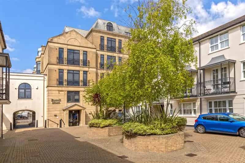 2 Bedroom Apartment for Sale