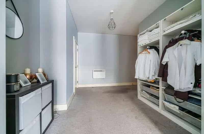 2 Bed Flat for Sale in Crawley Town Centre