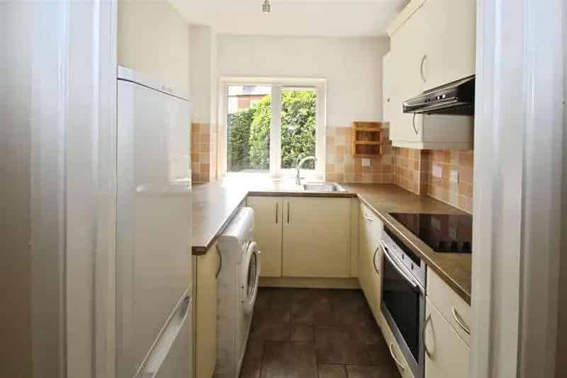 1 Bed Flat for Sale in Twyford Near Station