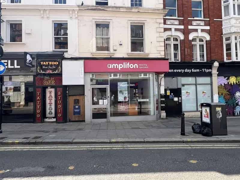 Commercial property For Rent , Staines-upon-Thames, England