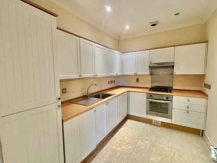 2 Bedroom Flat for Sale Folkestone Kent CT20