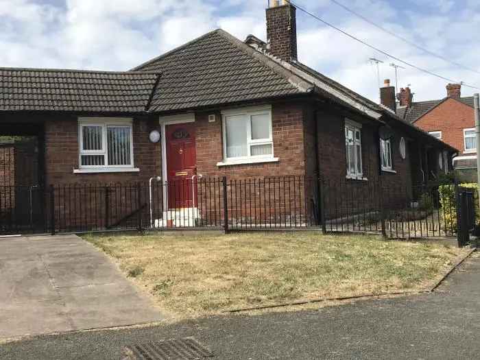 1 Bed Bungalow Central Widnes Near Amenities