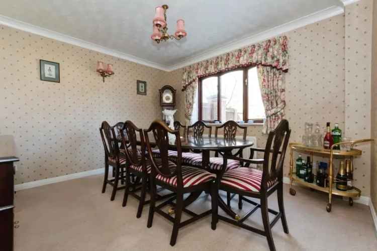 4 Bedroom House for Sale in Knowle Solihull