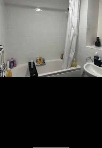 2 Bed New Build Apartment Near Asda Swinton