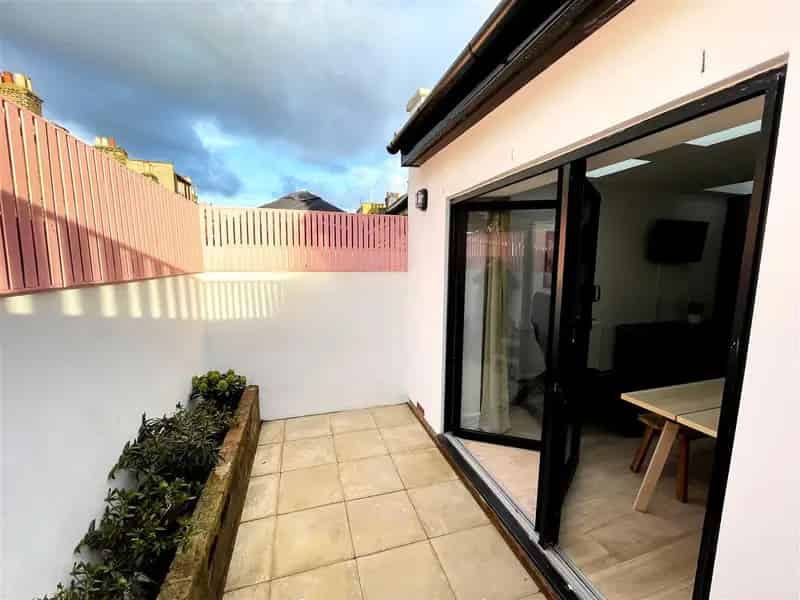 4 Bedroom Terraced House for Rent in London