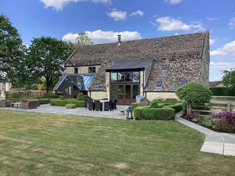 3 Bedroom Detached House for Sale Cotswolds