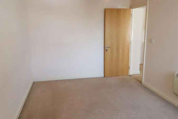 1 Bedroom Flat Dundonald Road