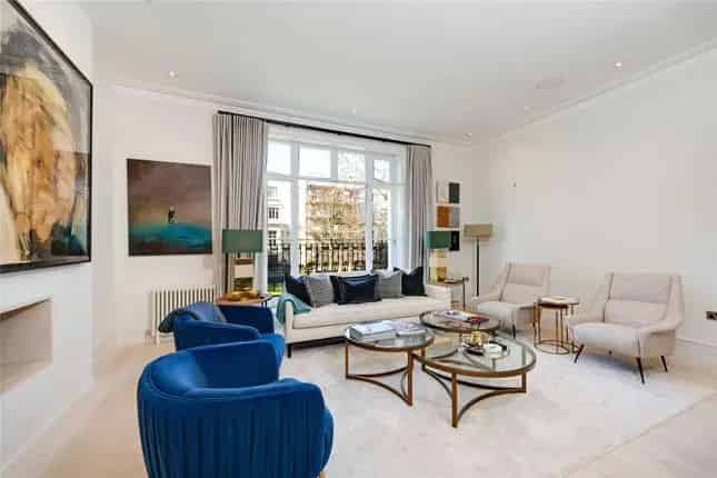 Four Bedroom Family House for Sale in Alma Square London NW8
