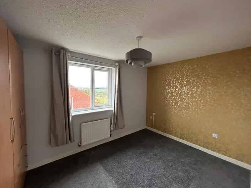 2 Bedroom Semi Detached House to Rent