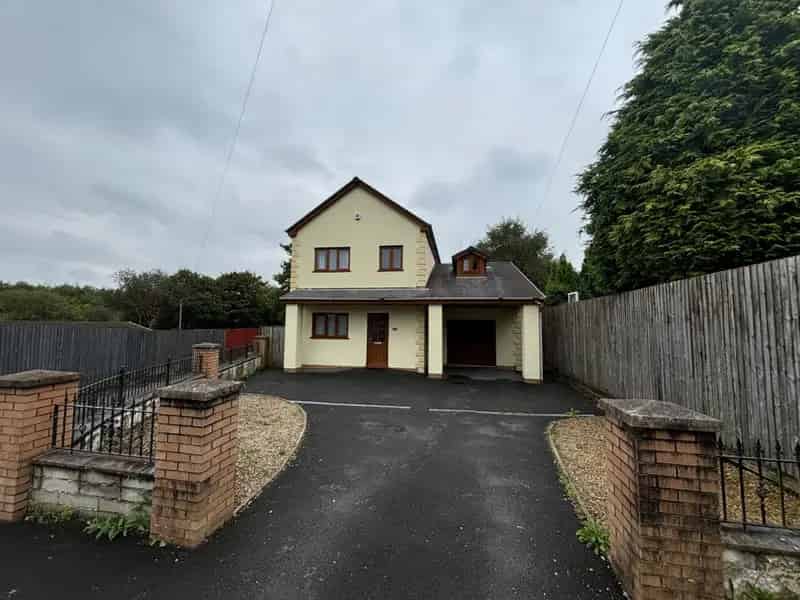 4 Bedroom Detached House Llansamlet