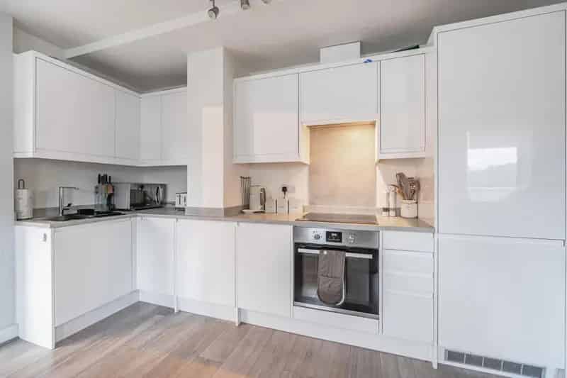 2 Bedroom Flat for Sale in Basingstoke