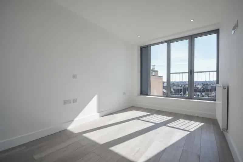 Chelmsford City Centre Apartment Near Station