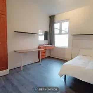 7 Bed Student House All Bills Included Manchester