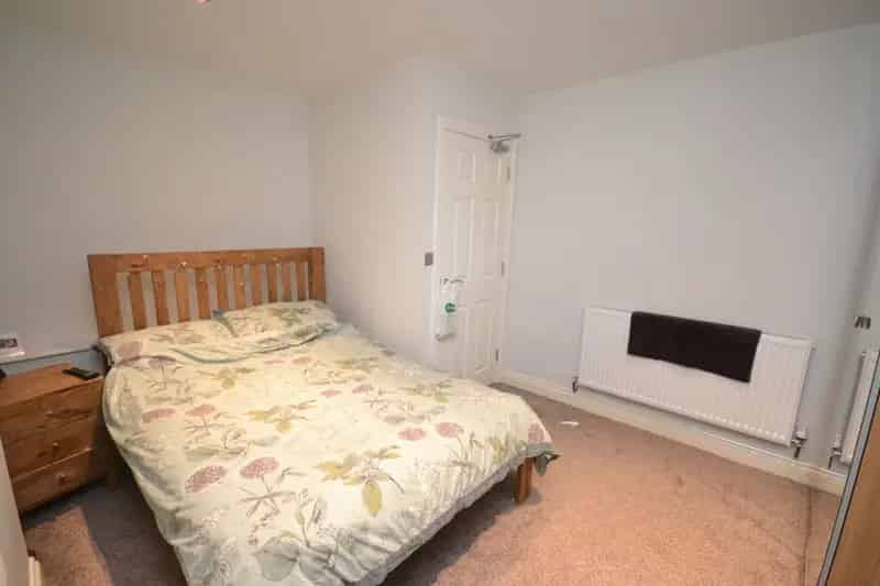 2 Bedroom Flat House to Rent for Students