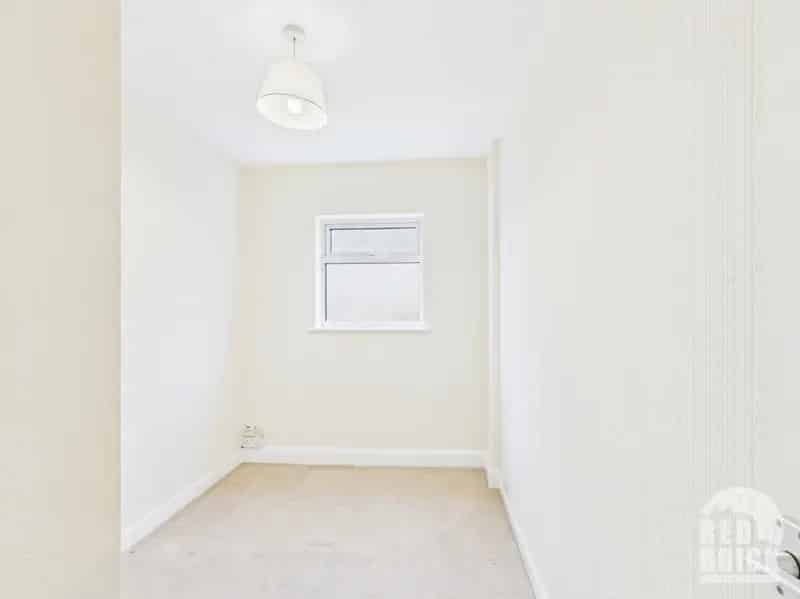 2 Bedroom Flat to Rent Whitley Near A45