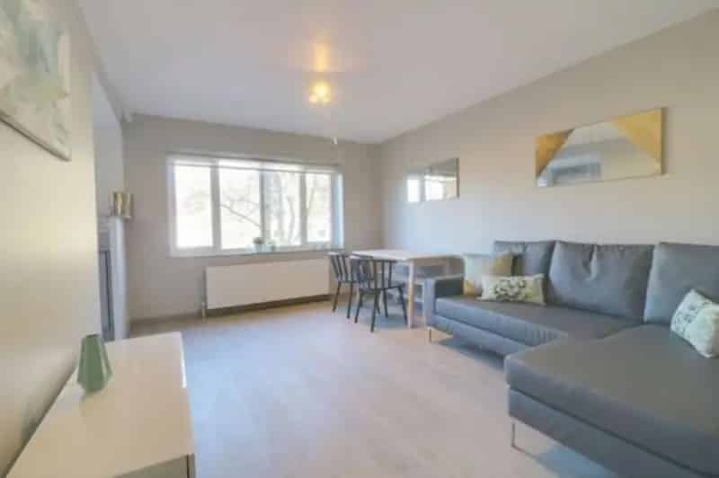 Flat
 To Rent