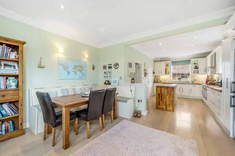 5 Bedroom Georgian House with Equestrian Facilities