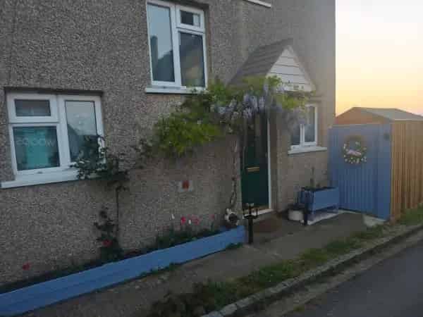 3 Bedroom House with Large Garden