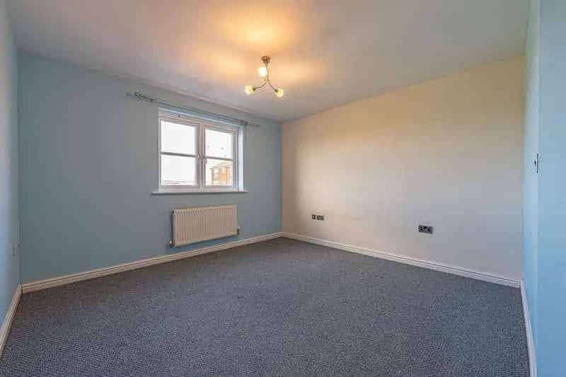 2 Bed Flat for Sale Newport River Usk Views Allocated Parking