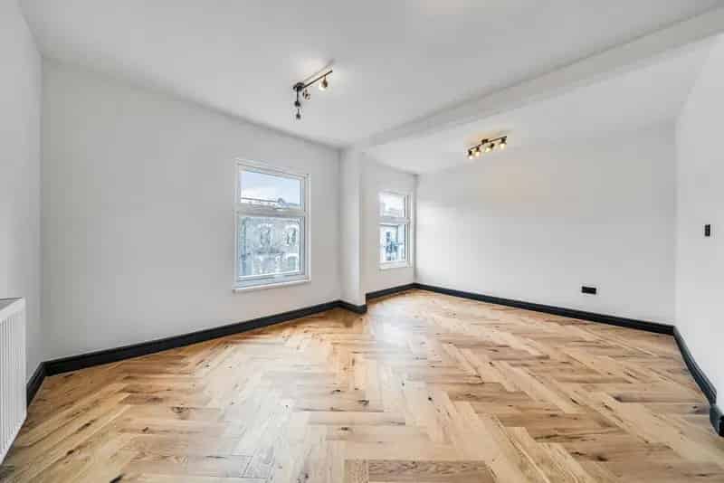 Two Double Bedroom Victorian Flat High Standard Refurbishment