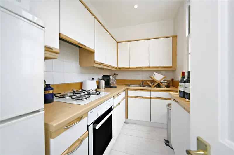 1 Bedroom Maisonette London Private Courtyard