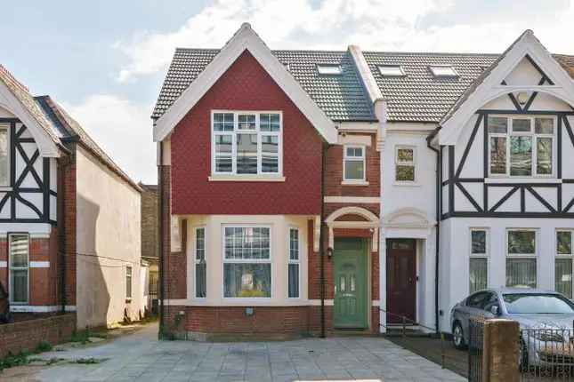 5 Bed Semi-Detached House Warwick Road W5