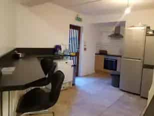 Spacious Double Room in Modern HMO South Belfast