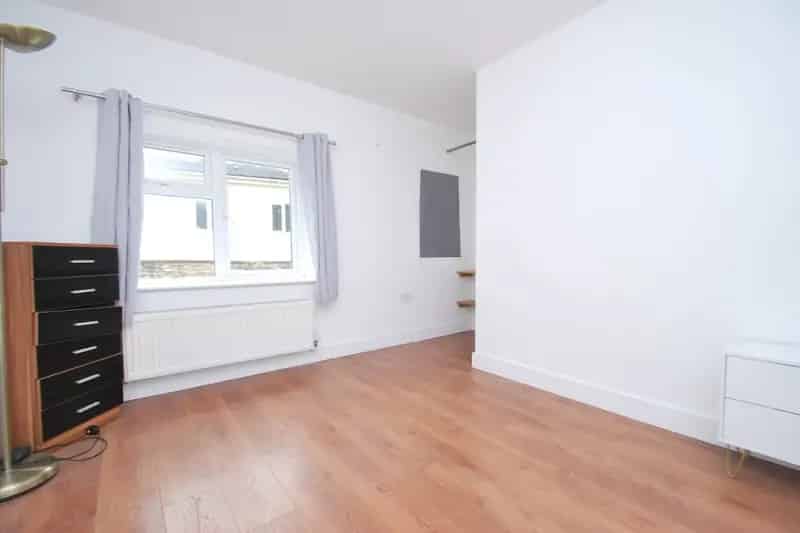 First Floor Flat in Paulton Zero Deposit Available