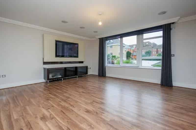 3 Bedroom Beachfront Apartment Available Now